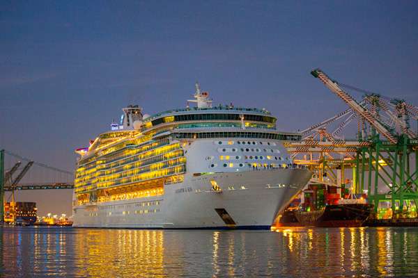 Los Angeles Seaport Transfer Service